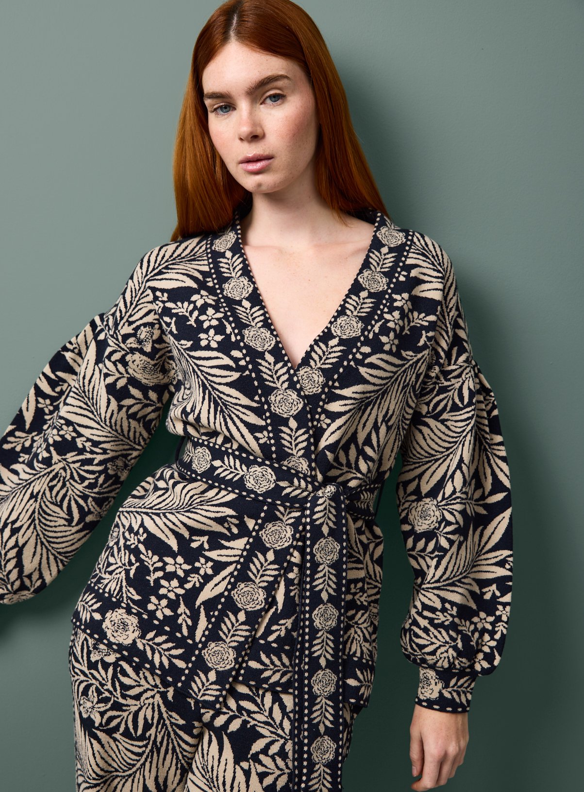 Tu x Morris & Co. Intarsia Print Co-ord Belted Cardigan XL - Image 1 thumbnail
